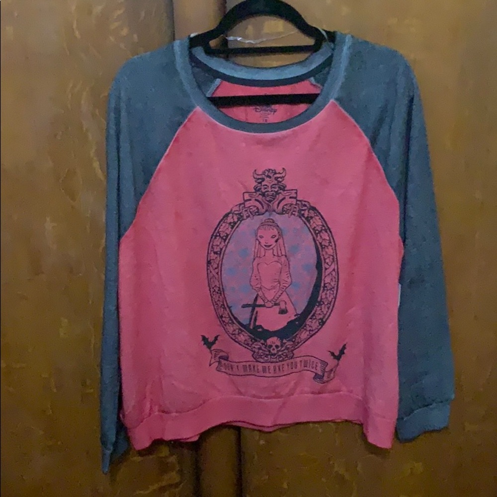 NWT Haunted Manson sweatshirt.